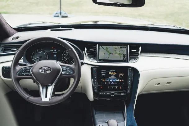 Казино ЮК Слотс Android/iOS приложение